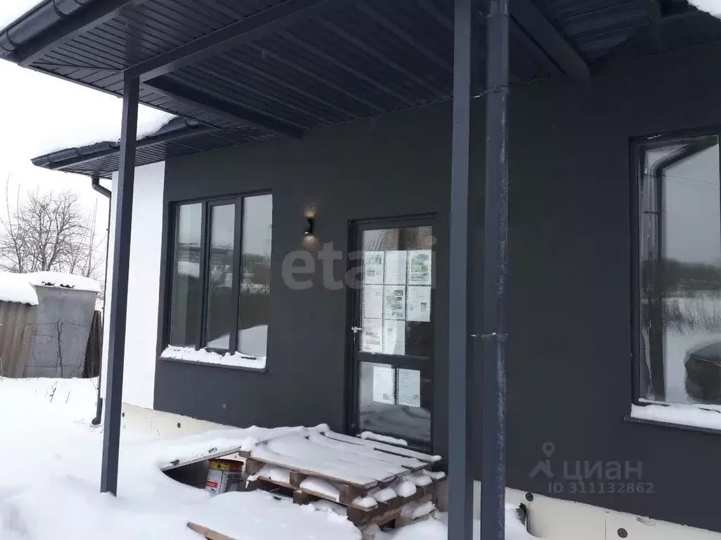 Дом в Брянская область, Брянский район, Снежское с/пос, с. Толмачево, ... - Фото 2