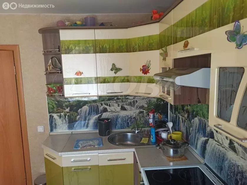 3-комнатная квартира: Тюмень, улица Избышева, 6 (83 м) - Фото 1