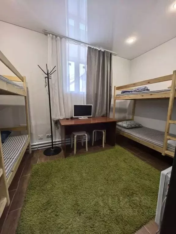 Комната Нижегородская область, Нижний Новгород ул. Луначарского, 25/4 - Фото 1