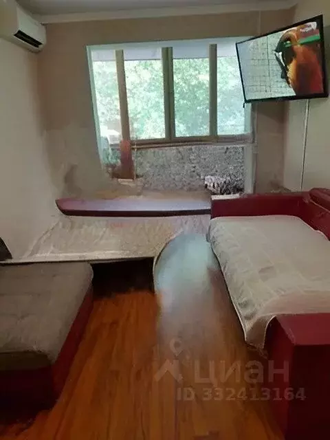 2-к кв. Крым, Симферополь ул. Героев Сталинграда, 29 (50.0 м) - Фото 1