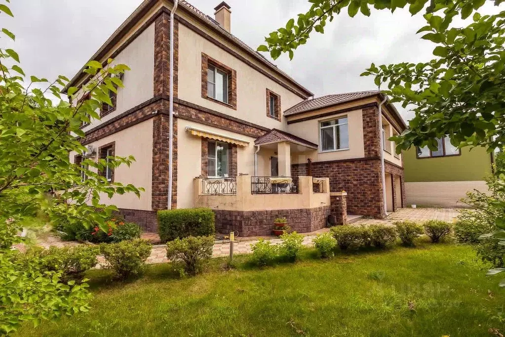 Дом в Амурская область, Благовещенск Свободная ул., 53 (480 м) - Фото 0