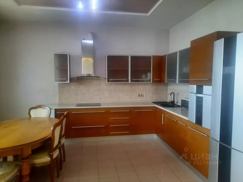 2-к кв. Хабаровский край, Хабаровск ул. Шеронова, 103 (100.0 м) - Фото 0