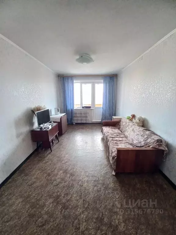 3-к кв. Пермский край, Пермь ул. Моторостроителей, 10 (60.1 м) - Фото 0