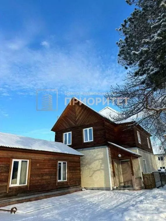 Дом в Саха (Якутия), Якутск Покровское шоссе, 7-й км, 5/1 (184 м) - Фото 1