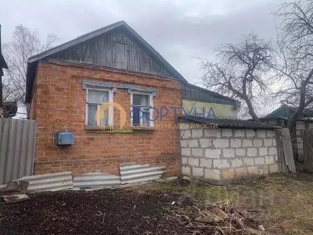 Дом в Белгородская область, Новый Оскол ул. Площадь Свободы (30 м) - Фото 1