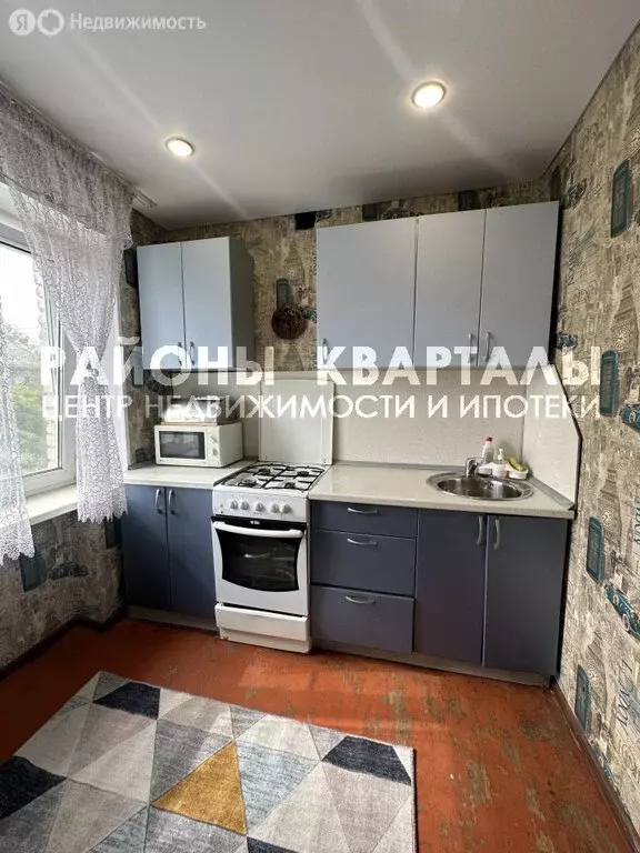 2-комнатная квартира: Челябинск, 3-я Арзамасская улица, 5 (44 м) - Фото 1