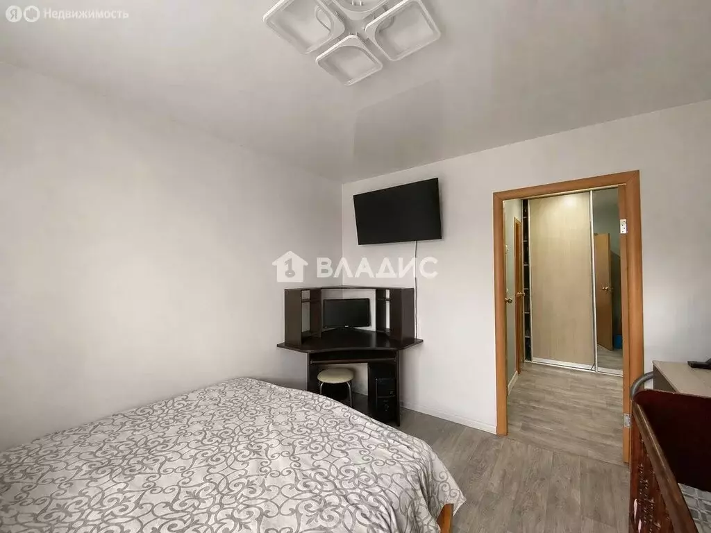 2-комнатная квартира: Райчихинск, Комсомольская улица, 12 (50.4 м) - Фото 1