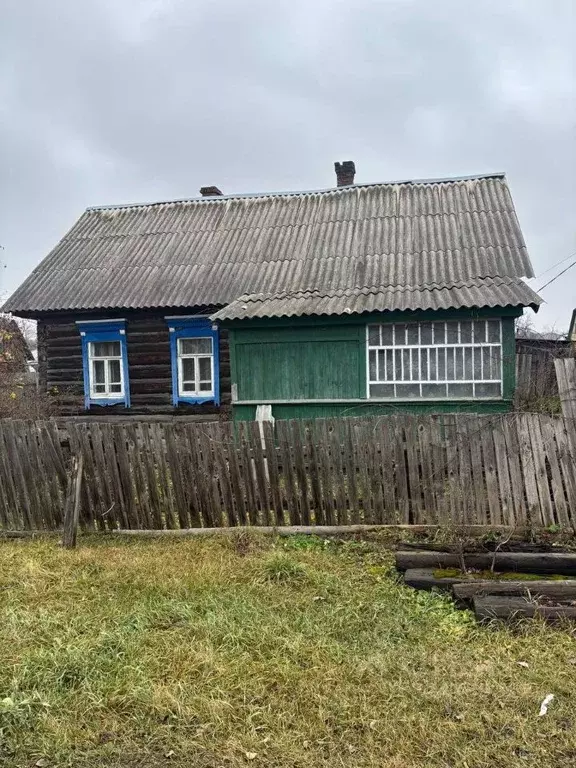 Дом в Брянская область, Навля рп ул. Филиппа Стрельца (51 м) - Фото 1