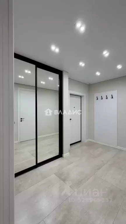 2-к кв. Владимирская область, Владимир ул. Лакина, 2 (62.9 м) - Фото 1