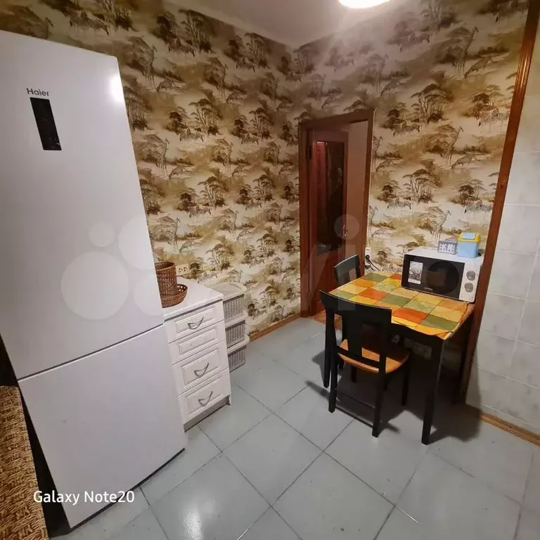 1-к. квартира, 54 м, 2/5 эт. - Фото 1