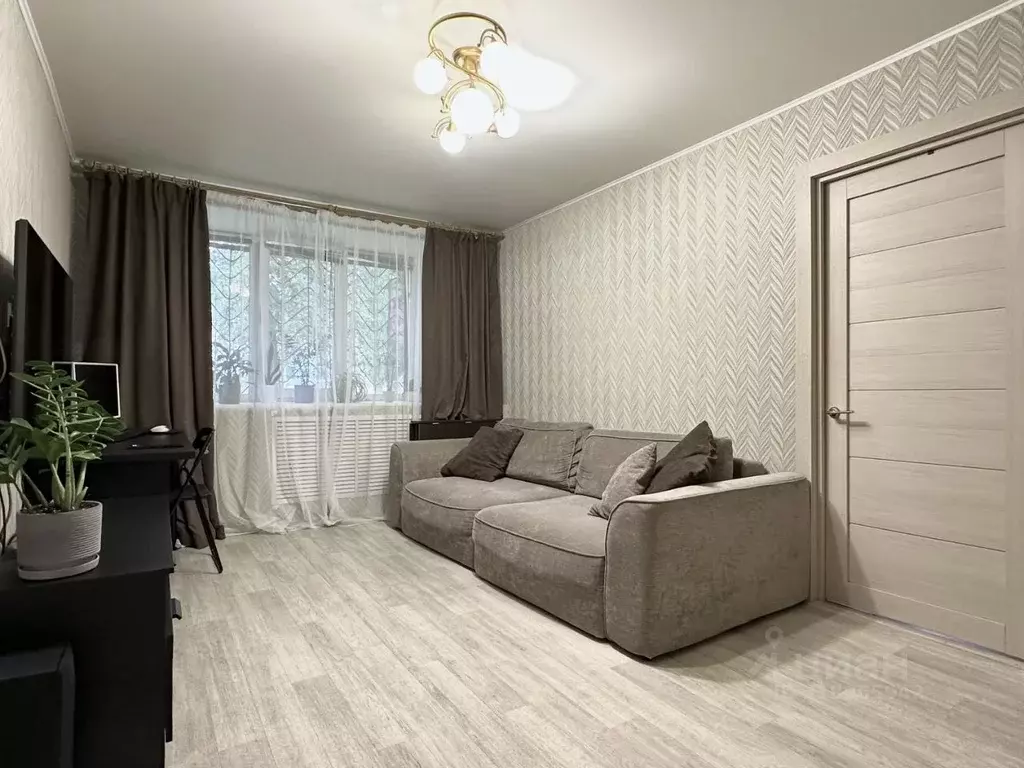 3-к кв. Башкортостан, Уфа ул. Достоевского, 102/3 (51.0 м) - Фото 0
