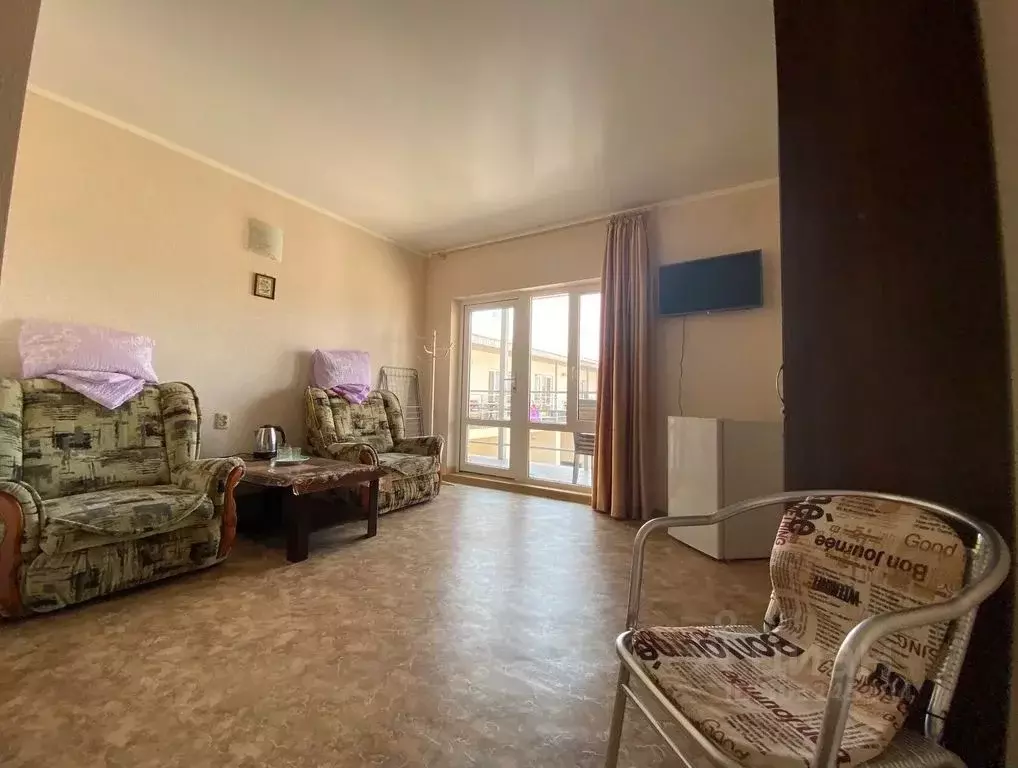 Комната Крым, Сакский район, с. Штормовое ул. Набережная, 25 - Фото 1