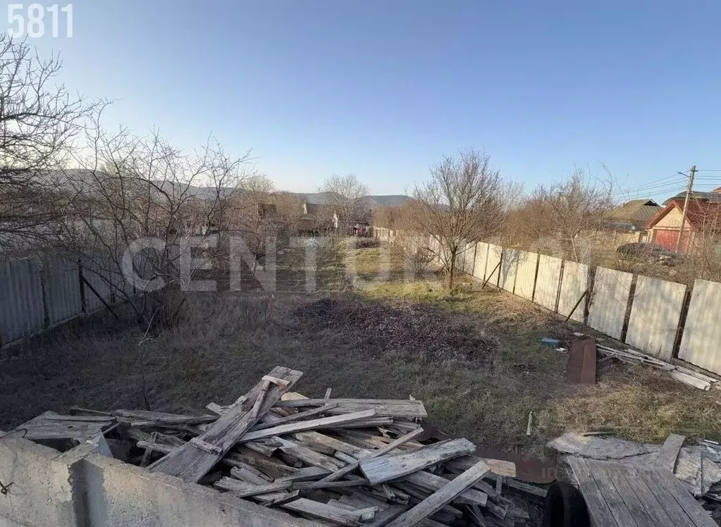 Участок в Севастополь с. Орлиное, ул. Цветочная (10.0 сот.) - Фото 2