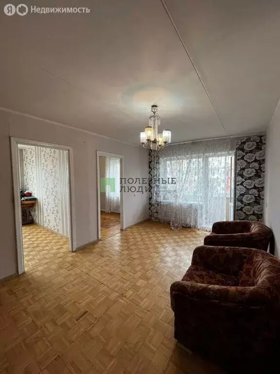 4-комнатная квартира: Ижевск, улица имени 50-летия ВЛКСМ, 13 (63.2 м) - Фото 2