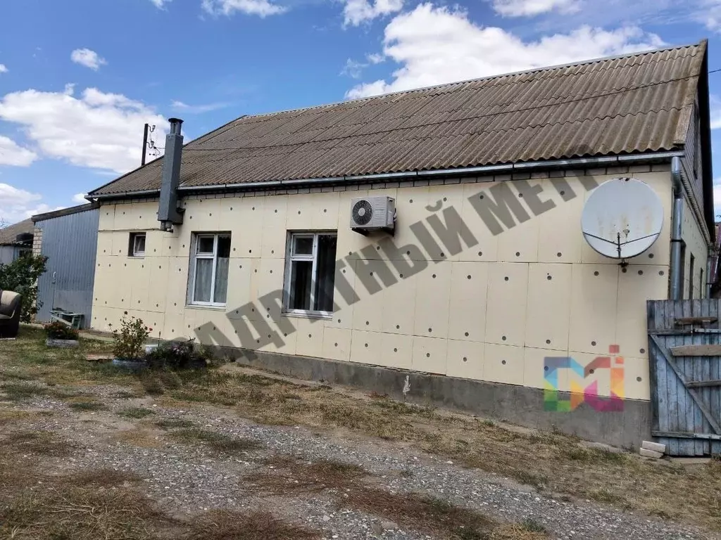 Дом в Калмыкия, Элиста проезд 2-й Спортивный, 3 (95 м) - Фото 1