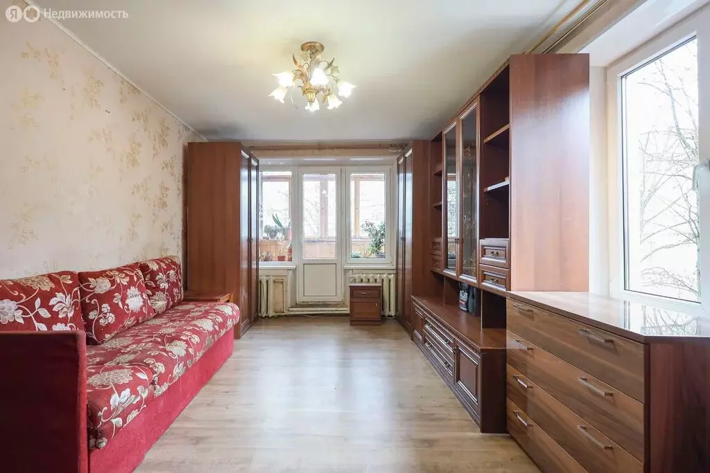 2-комнатная квартира: Литвиново, 4 (41.8 м) - Фото 1