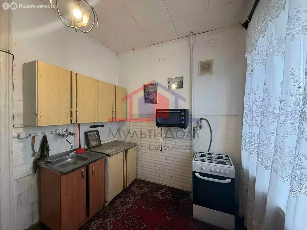 3-комнатная квартира: Губкин, улица Лизы Чайкиной, 1 (72.7 м) - Фото 1