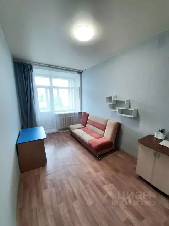 Комната Алтайский край, Барнаул просп. Калинина, 18 (15.0 м) - Фото 1