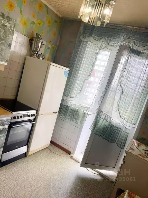 2-к кв. Кемеровская область, Прокопьевск ул. Есенина, 76 (54.0 м) - Фото 1