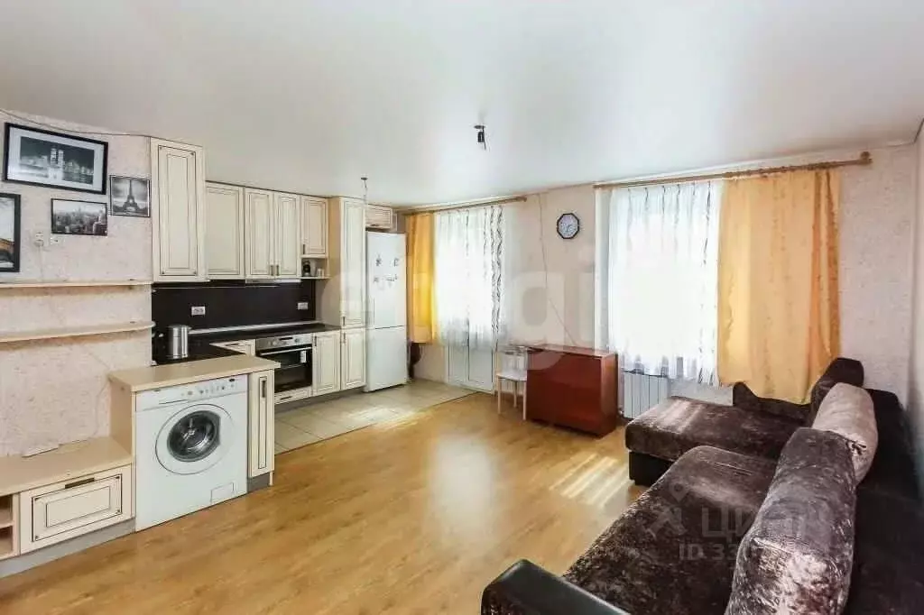 2-к кв. Тюменская область, Тюмень ул. Республики, 164 (55.3 м) - Фото 1