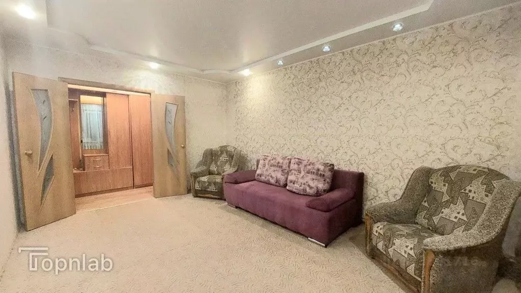 3-к кв. Брянская область, Брянск ул. Есенина, 10 (64.0 м) - Фото 2