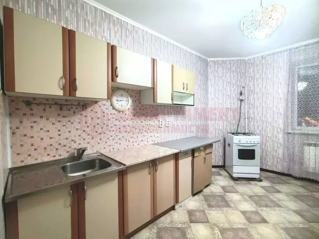 2-к кв. Астраханская область, Астрахань ул. Куликова, 44А (80.5 м) - Фото 1