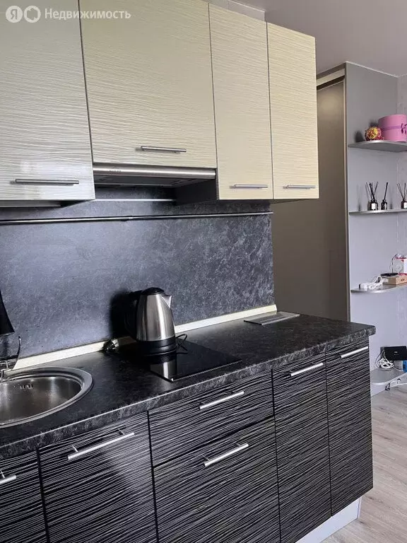 Квартира-студия: Екатеринбург, Рощинская улица, 27 (22.3 м) - Фото 0