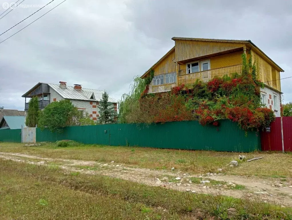 Дом в Медведевский район, Шойбулакское сельское поселение, деревня ... - Фото 1