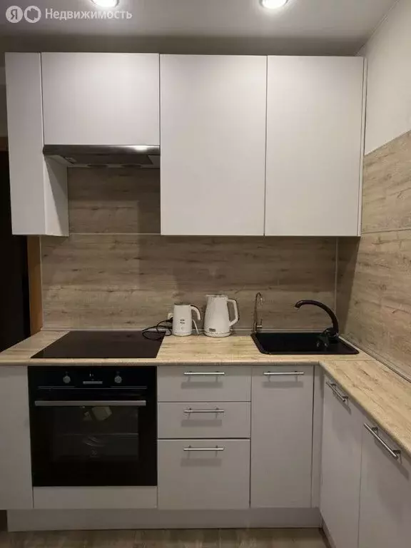 1-комнатная квартира: Уфа, улица Рабкоров, 2/9 (35.4 м) - Фото 0