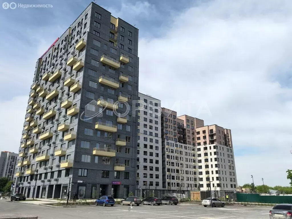 3-комнатная квартира: Тюмень, Полевая улица, 108 (67 м) - Фото 0