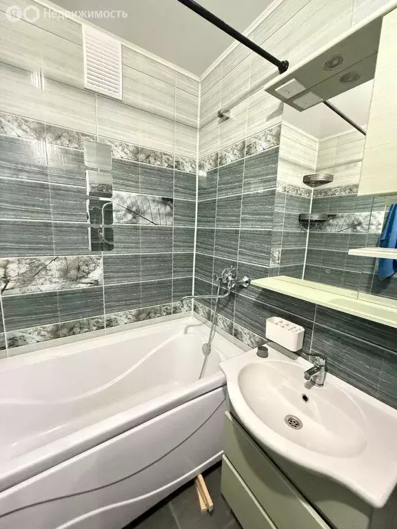 3-комнатная квартира: Вологда, улица Гагарина, 80Ак4 (70.3 м) - Фото 1