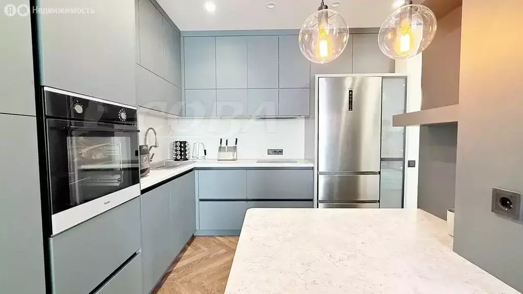 3-комнатная квартира: Тюмень, улица Республики, 204к3 (107 м) - Фото 1