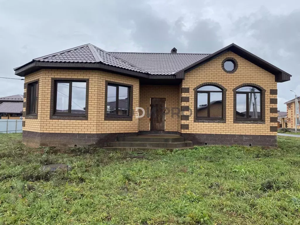 Коттедж в Башкортостан, Уфимский район, Русско-Юрмашский сельсовет, д. ... - Фото 1