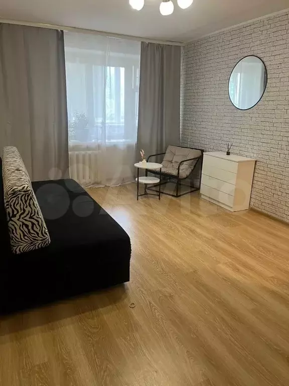 1-к. квартира, 40 м, 2/9 эт. - Фото 0