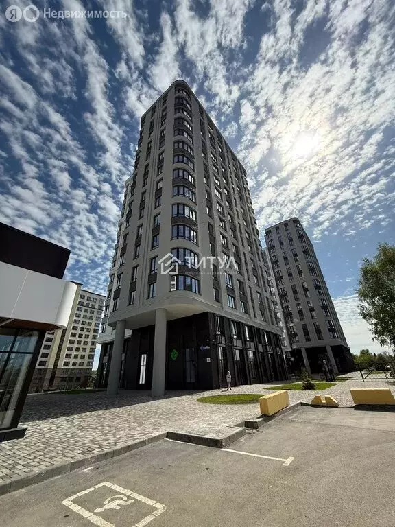 3-комнатная квартира: Кемерово, улица Дружбы, 28/2 (75.7 м) - Фото 1