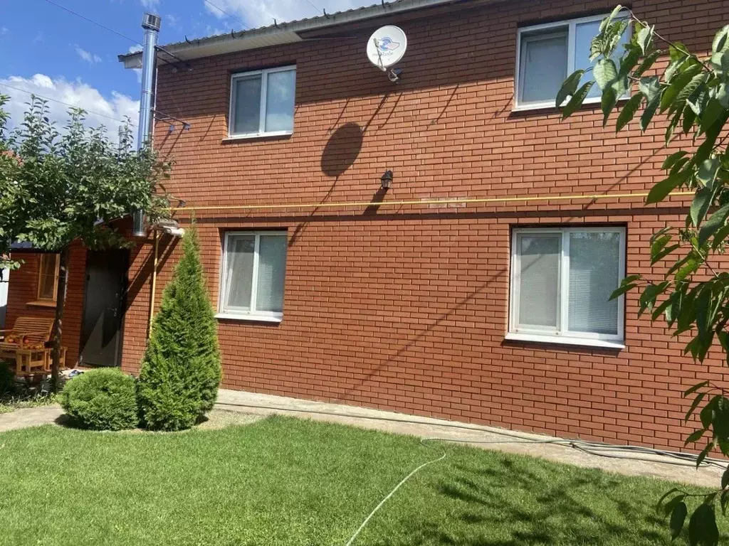 Дом в Самарская область, Новокуйбышевск ул. Сиреневая, 3 (158 м) - Фото 1