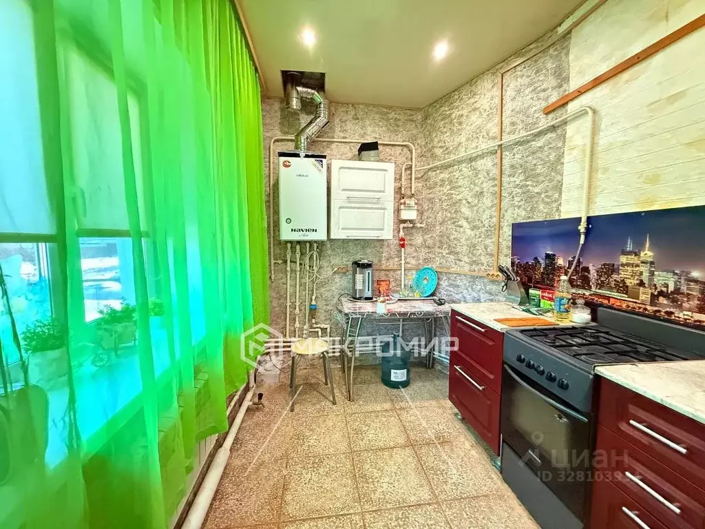 2-к кв. Орловская область, Кромы пгт пер. Куренцова (43.3 м) - Фото 1