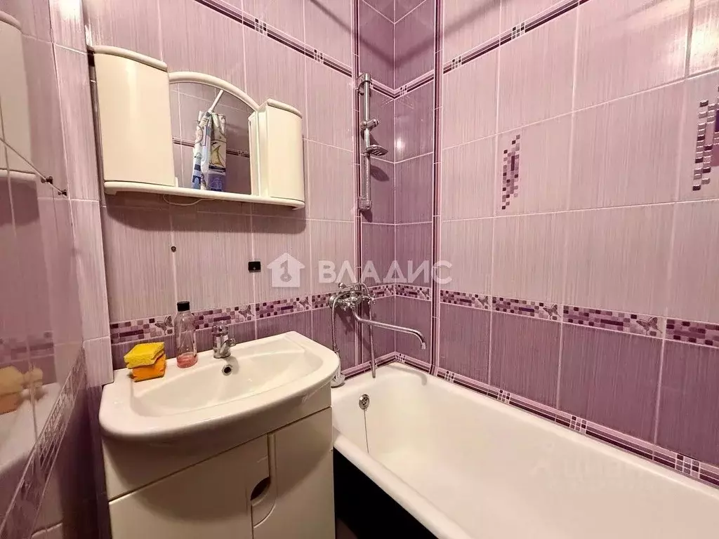 3-к кв. Владимирская область, Владимир ул. Балакирева, 35 (53.0 м) - Фото 1