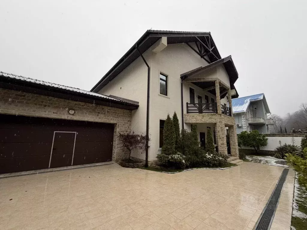 Дом в Краснодарский край, Сочи Красная Поляна пгт, ул. Дворцовая (400 ... - Фото 1