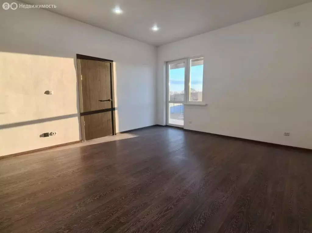 Дом в Амурская область, городской округ Благовещенск, посёлок ... - Фото 1