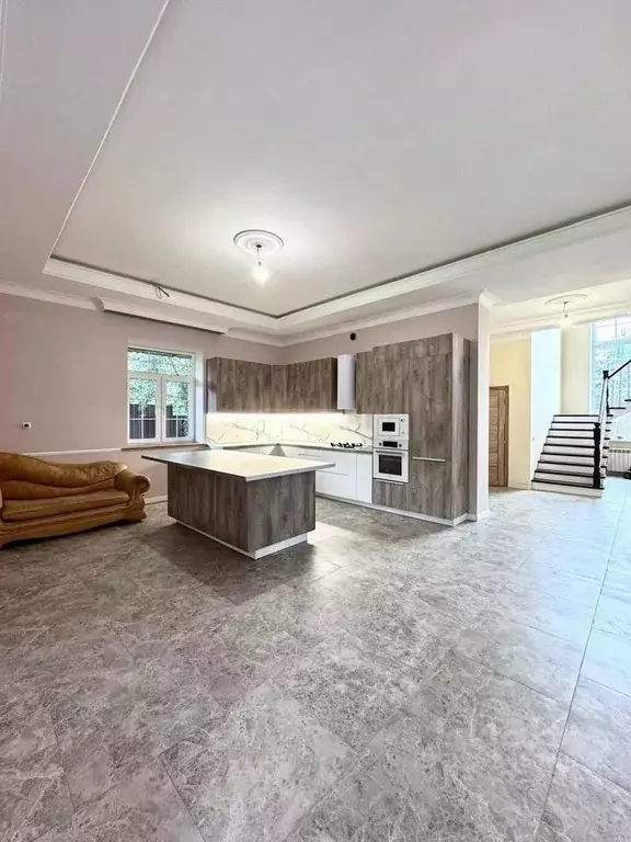 Дом в Ленинградская область, Всеволожск Армянский пер. (312 м) - Фото 1