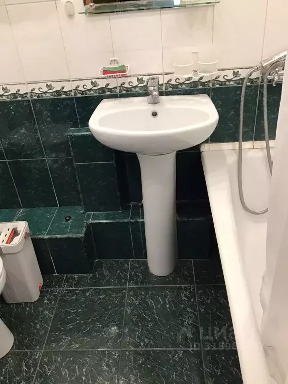 2-к кв. Красноярский край, Красноярск Коммунальная ул., 24 (40.0 м) - Фото 1