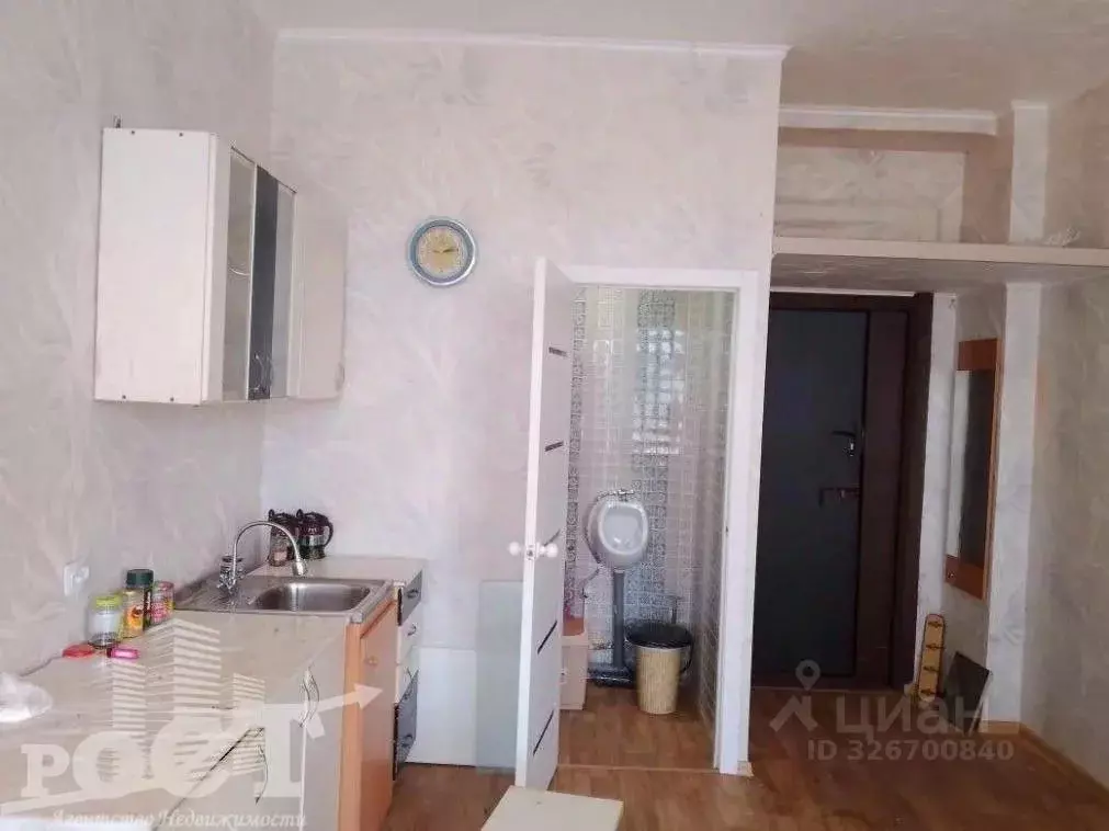 Комната Приморский край, Артем Красноармейская ул., 8 (16.0 м) - Фото 2