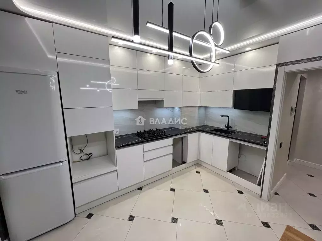 3-к кв. Владимирская область, Ковров ул. Клязьминская, 6 (70.0 м) - Фото 1