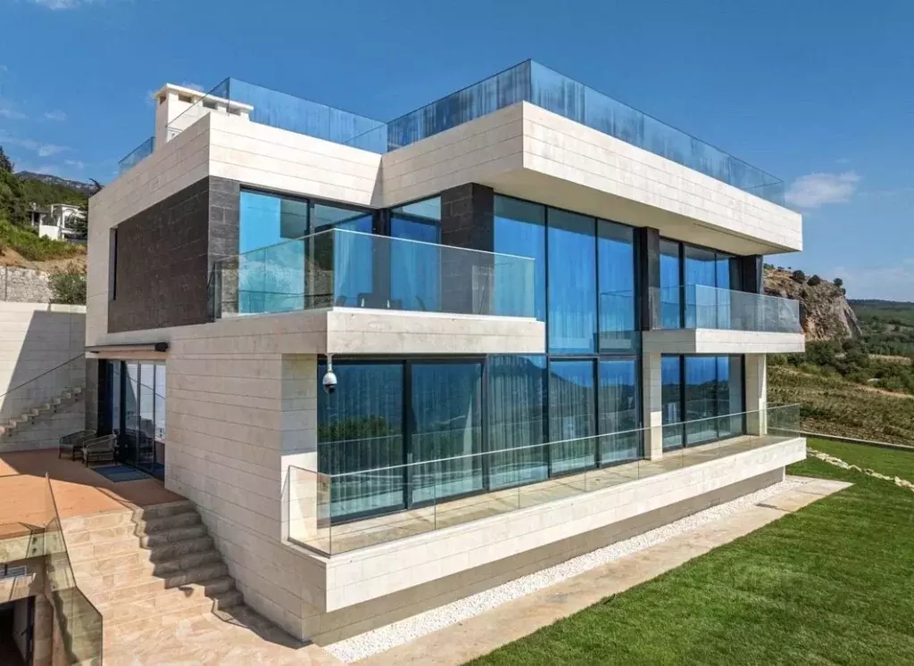 Дом в Крым, Ялта ул. Васильева (450 м) - Фото 1