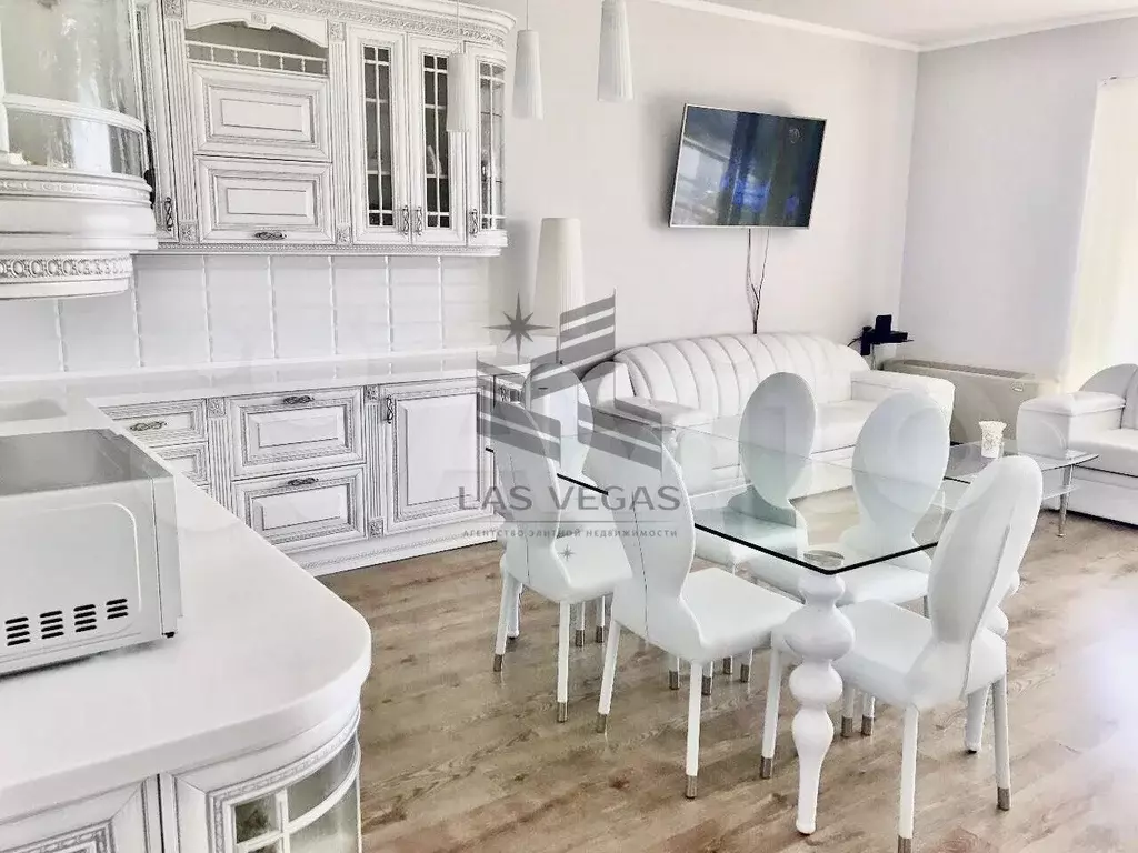 1-к. квартира, 70 м, 16/23 эт. - Фото 0