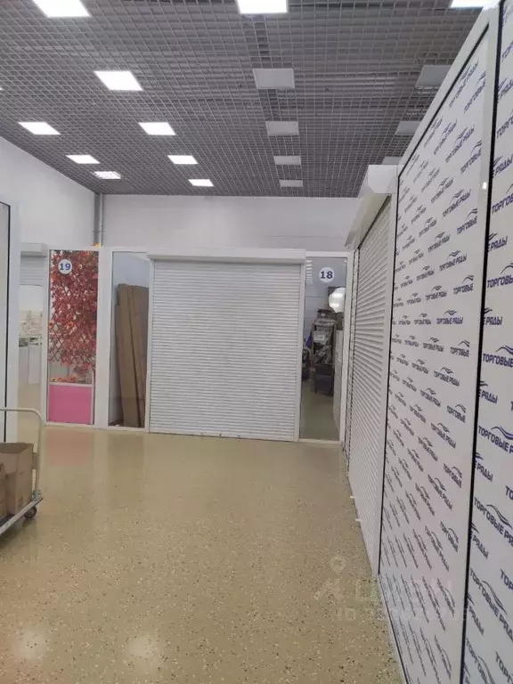 Торговая площадь в Красноярский край, Красноярск ул. Шахтеров, 49Б (60 ... - Фото 2