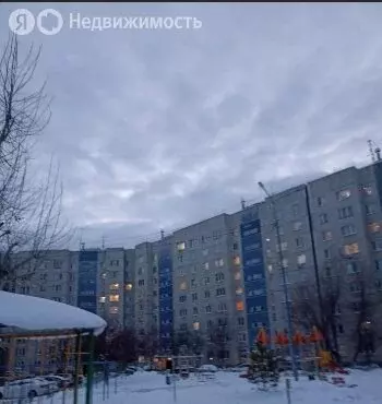 2-комнатная квартира: Тюмень, улица Мельникайте, 135 (50.7 м) - Фото 1