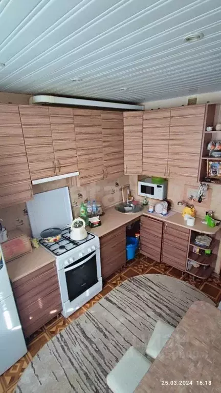 4-к кв. Белгородская область, Шебекино Рабочая ул., 3 (72.8 м) - Фото 0