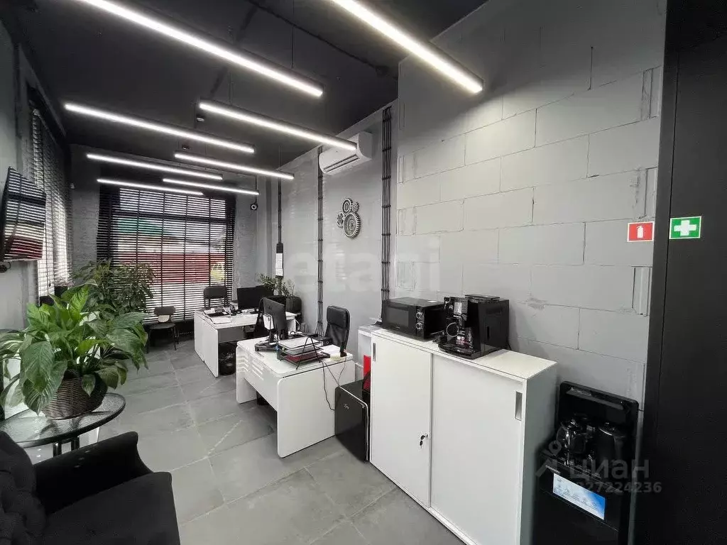 Офис в Тюменская область, Тюмень Ставропольская ул., 10 (33 м) - Фото 1